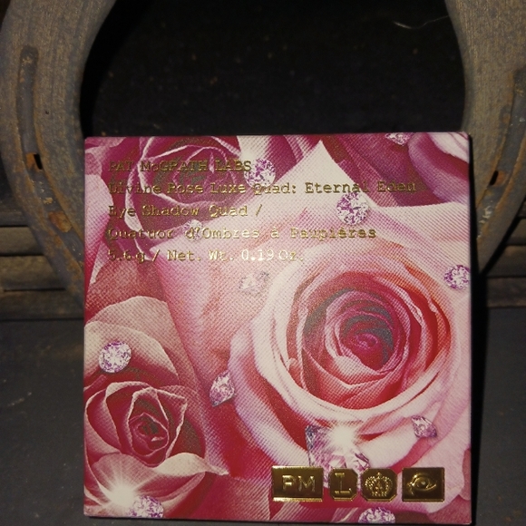 Pat McGrath Eye Shadow - Picture 2 of 3